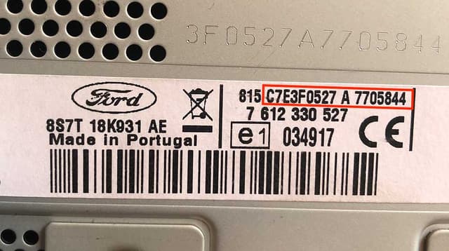 Ford magnetolos etiketė ir serijos numerio pavyzdys 2