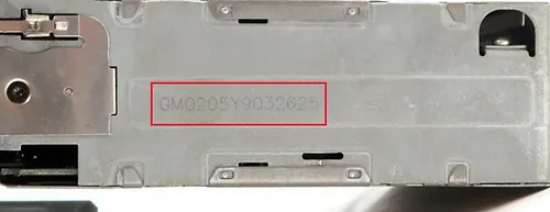 Opel magnetolos etiketė ir serijos numerio pavyzdys 5