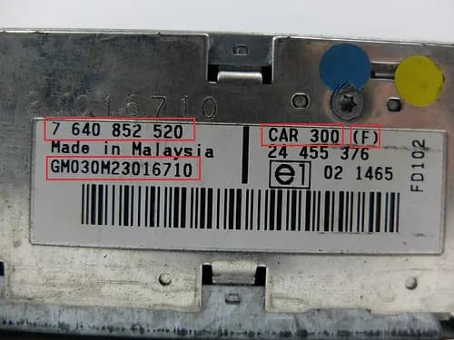 Opel magnetolos etiketė ir serijos numerio pavyzdys 6